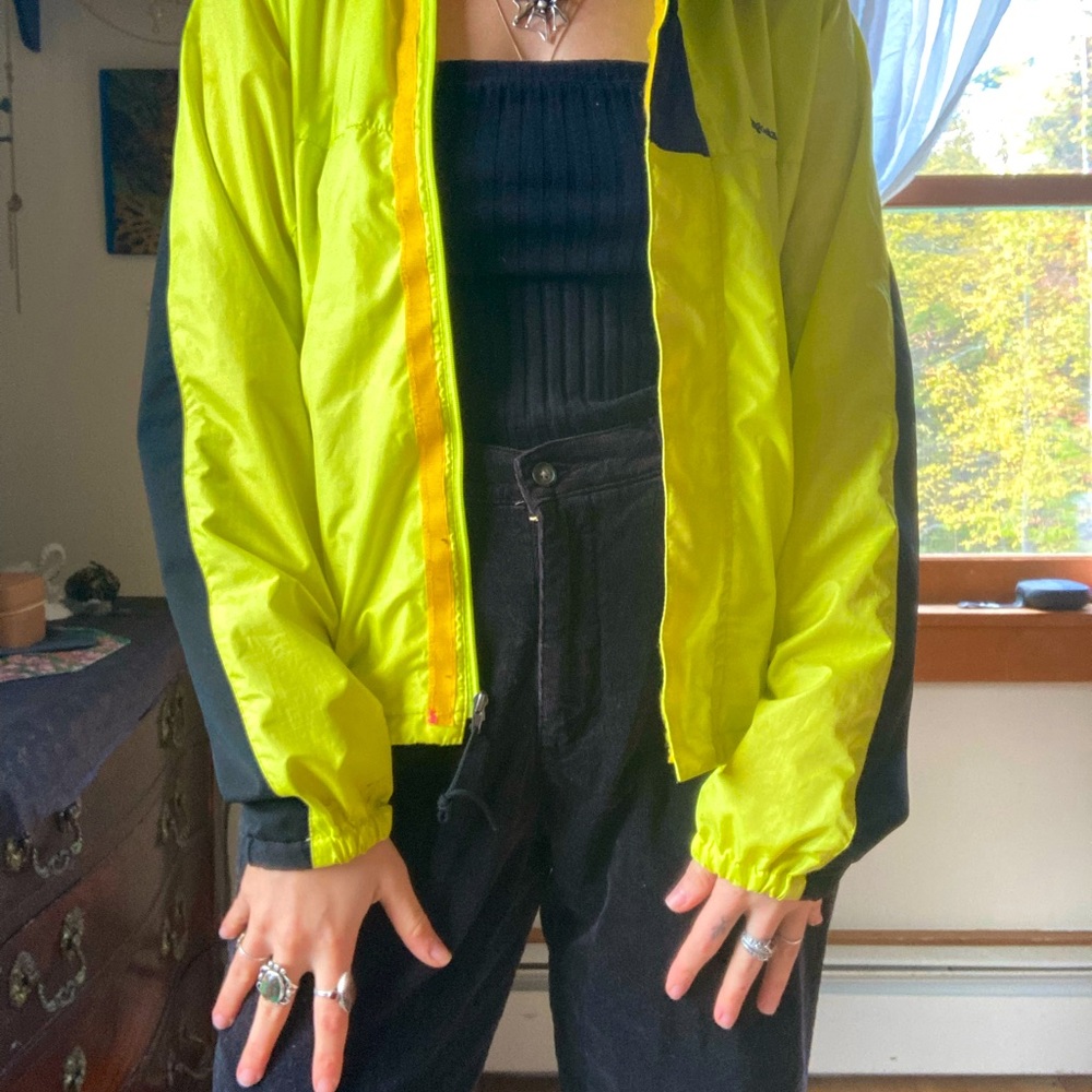 Patagonia neon yellow windbreaker